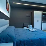 Lejlighedshotel Mariaelena - Momena Rossano Stazione