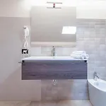Lejlighedshotel Mariaelena - Momena 3*