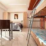 Lejlighedshotel Mariaelena - Momena 3*