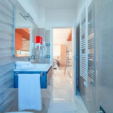 Mariaelena - Momena Aparthotel Rossano Stazione