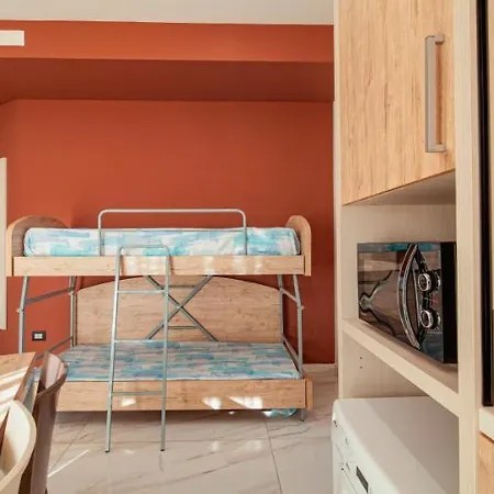 Mariaelena - Momena Rossano Stazione