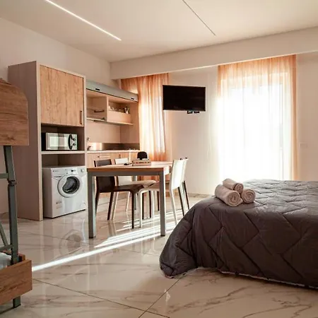 Mariaelena - Momena Rossano Stazione