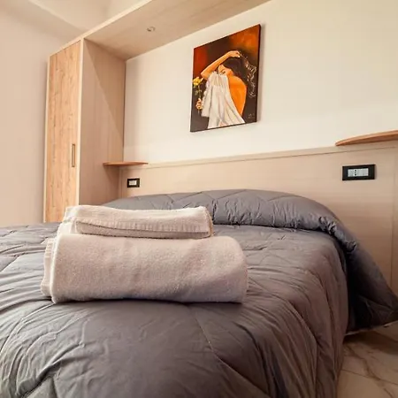 Mariaelena - Momena Aparthotel 3*