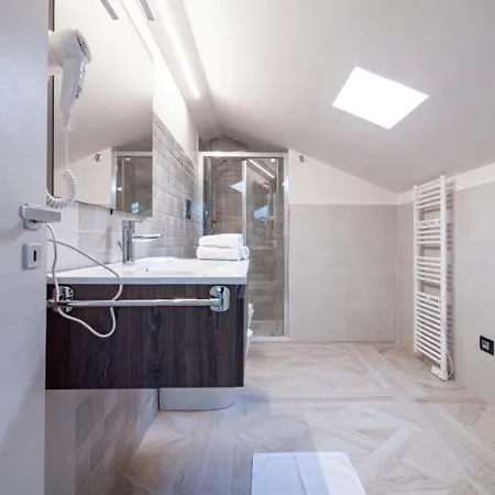 Mariaelena - Momena 3*