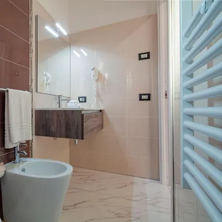 Mariaelena - Momena Rossano Stazione